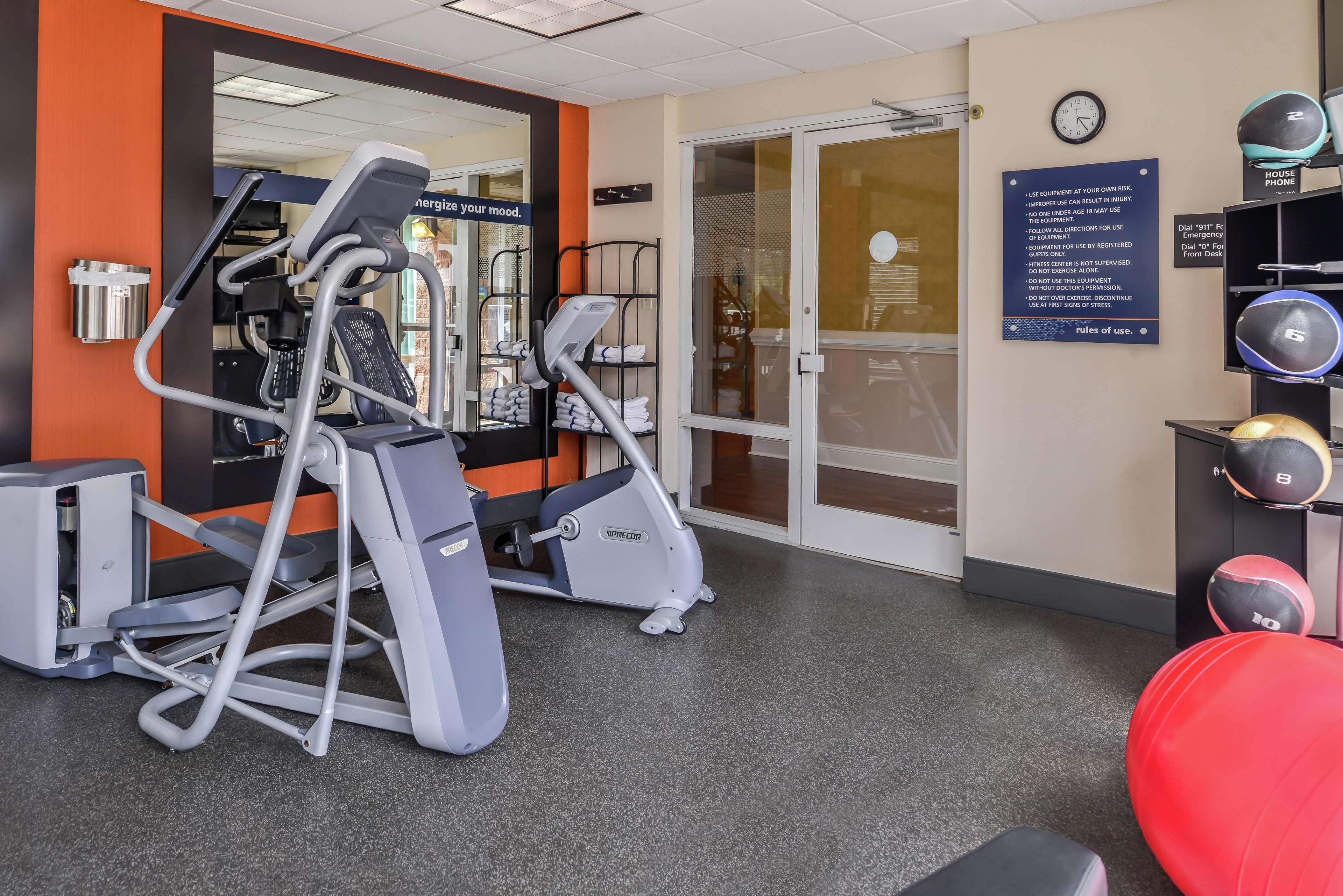 Hampton Inn & Suites Charlotte Arrowood Rd Dış mekan fotoğraf