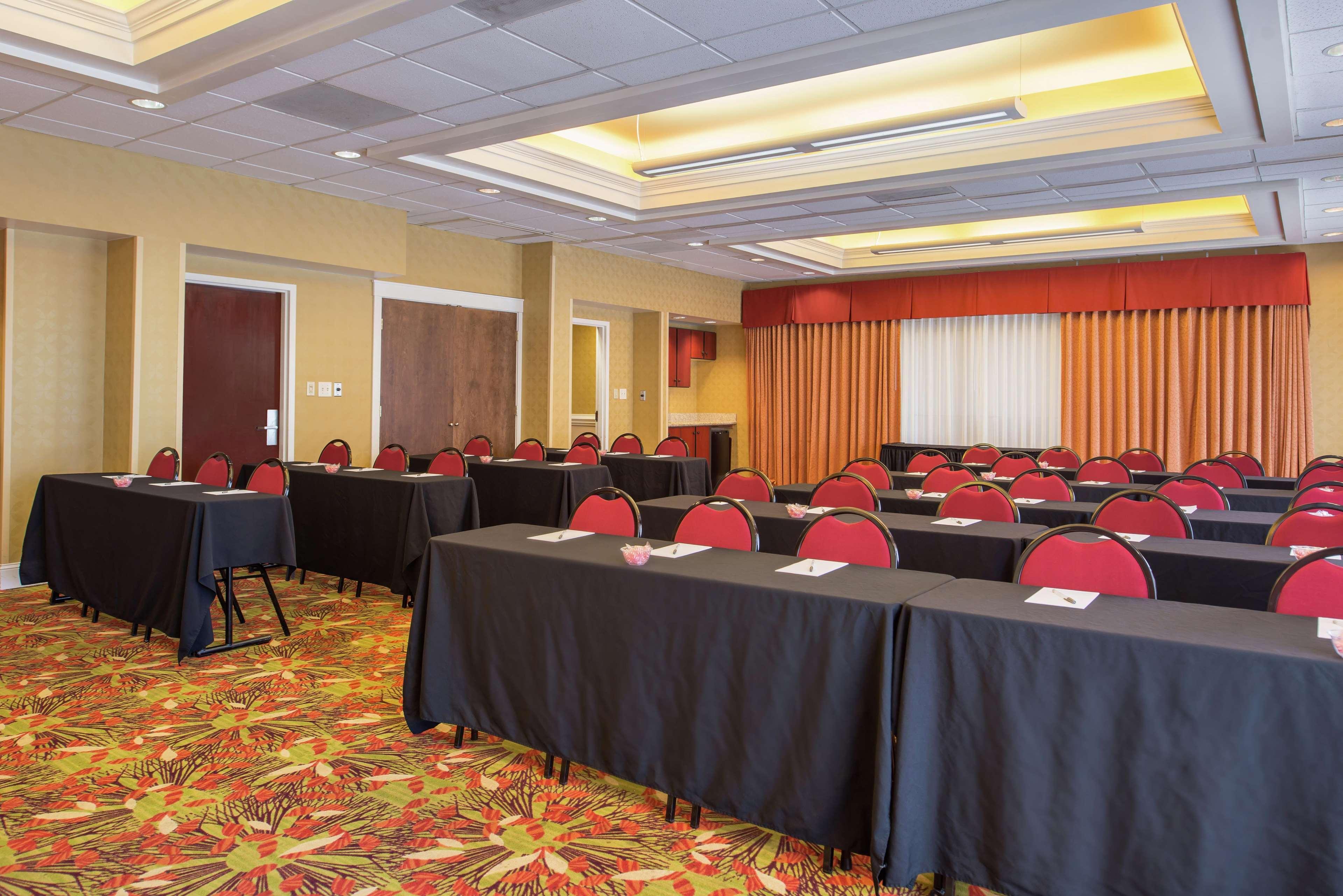 Hampton Inn & Suites Charlotte Arrowood Rd Dış mekan fotoğraf