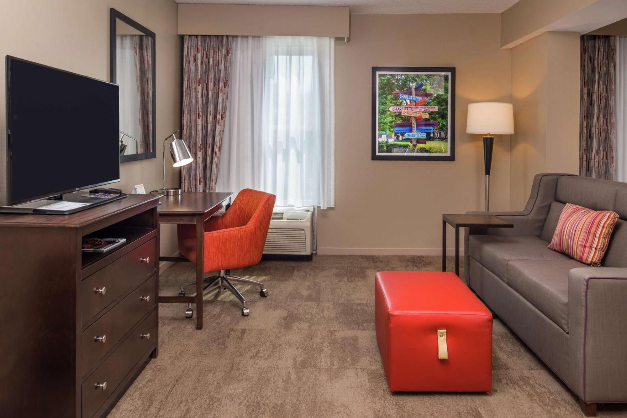 Hampton Inn & Suites Charlotte Arrowood Rd Dış mekan fotoğraf