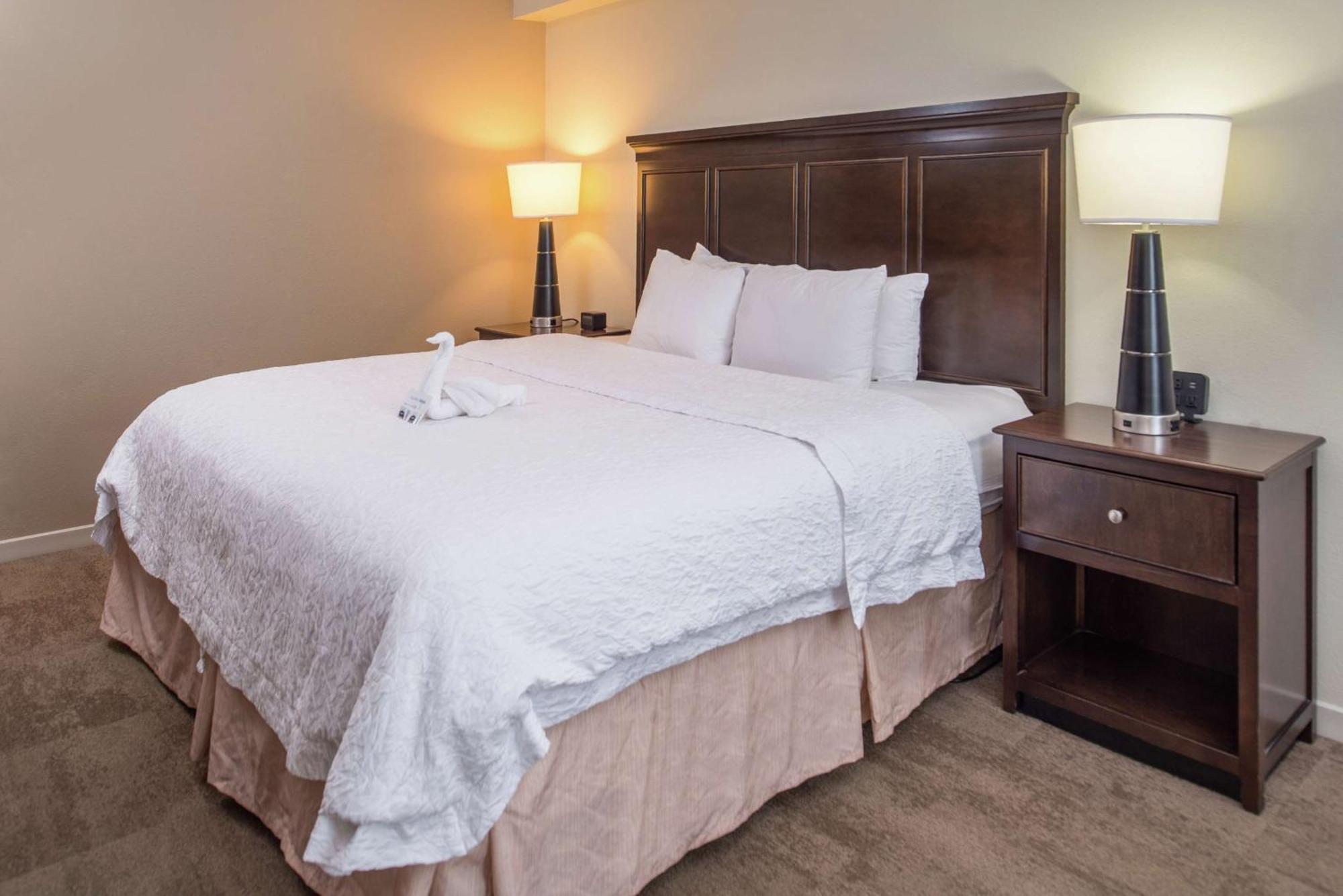 Hampton Inn & Suites Charlotte Arrowood Rd Dış mekan fotoğraf