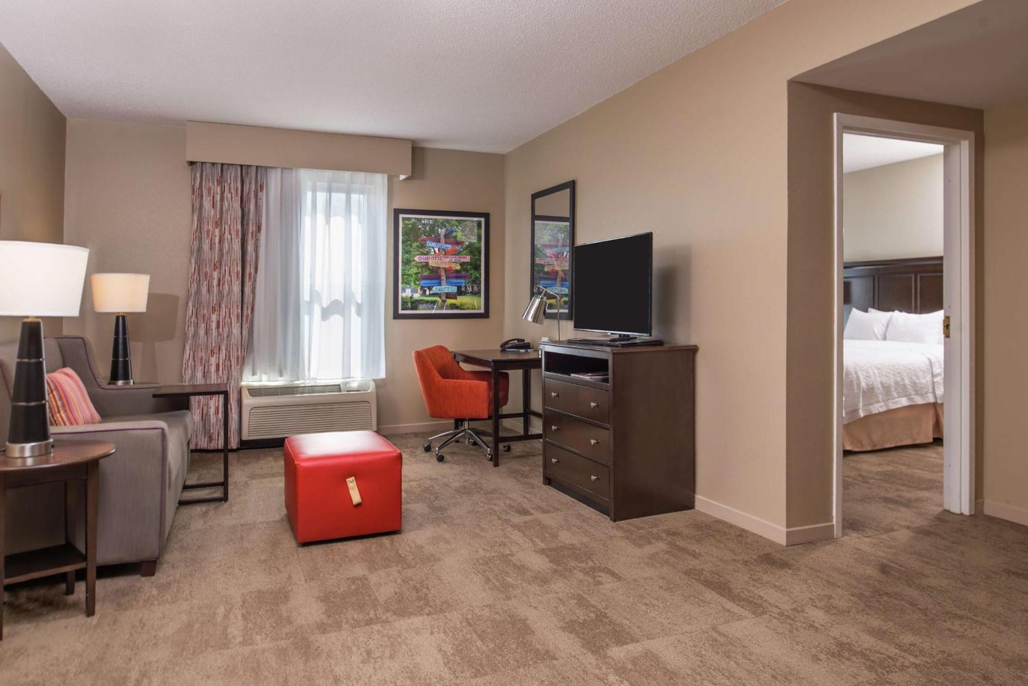 Hampton Inn & Suites Charlotte Arrowood Rd Dış mekan fotoğraf