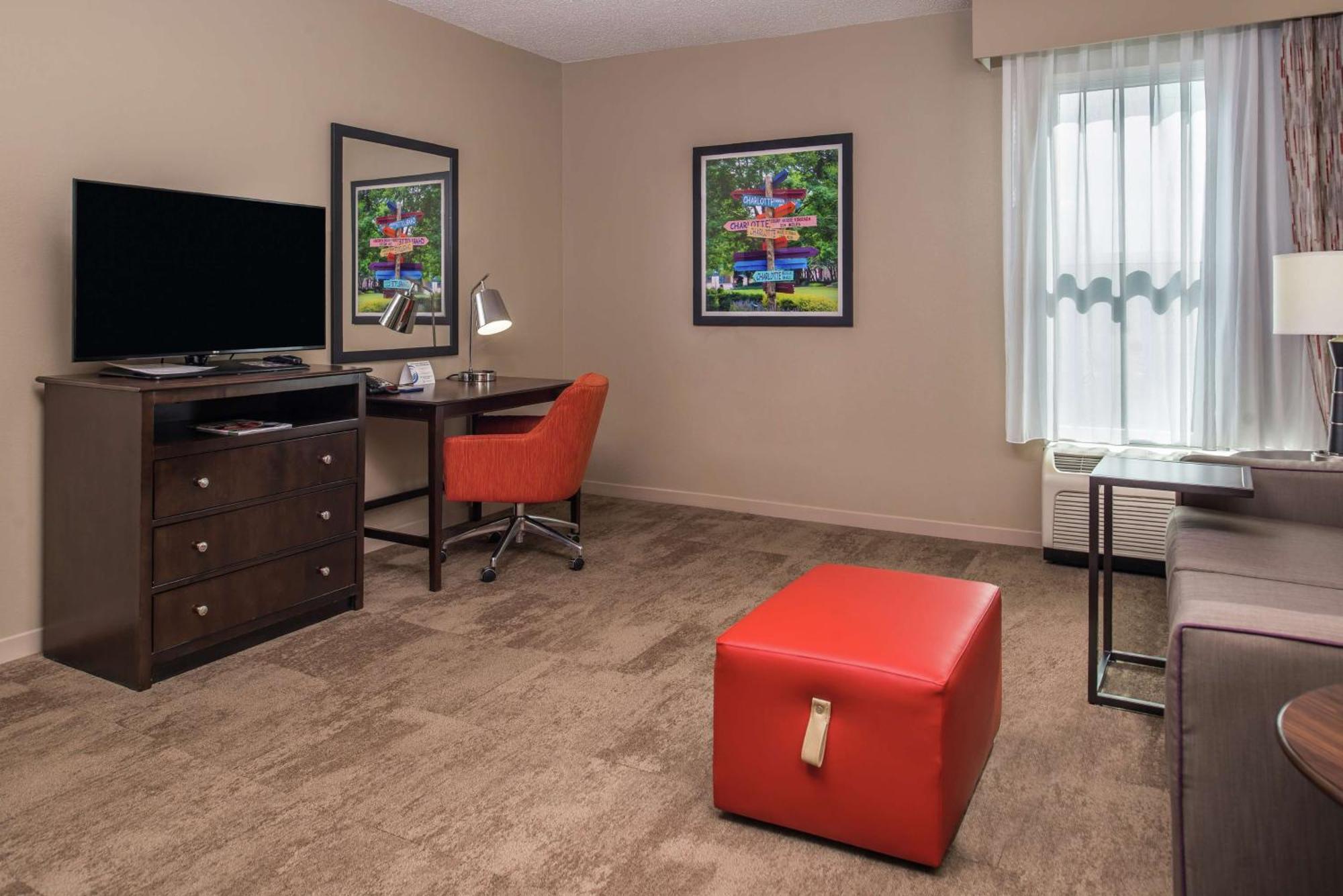 Hampton Inn & Suites Charlotte Arrowood Rd Dış mekan fotoğraf