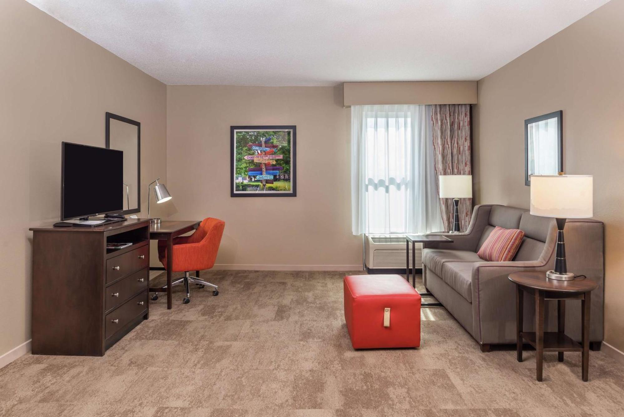 Hampton Inn & Suites Charlotte Arrowood Rd Dış mekan fotoğraf