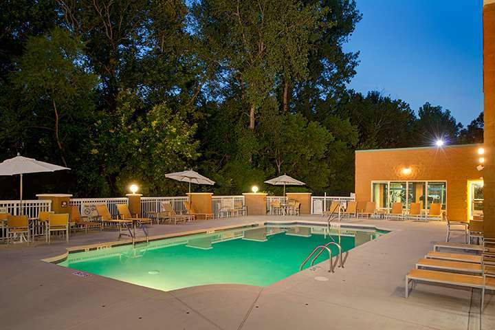 Hampton Inn & Suites Charlotte Arrowood Rd Konforlar fotoğraf